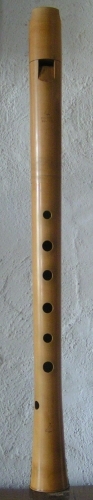 une flûte à bec d'après un instrument de la Renaissance
